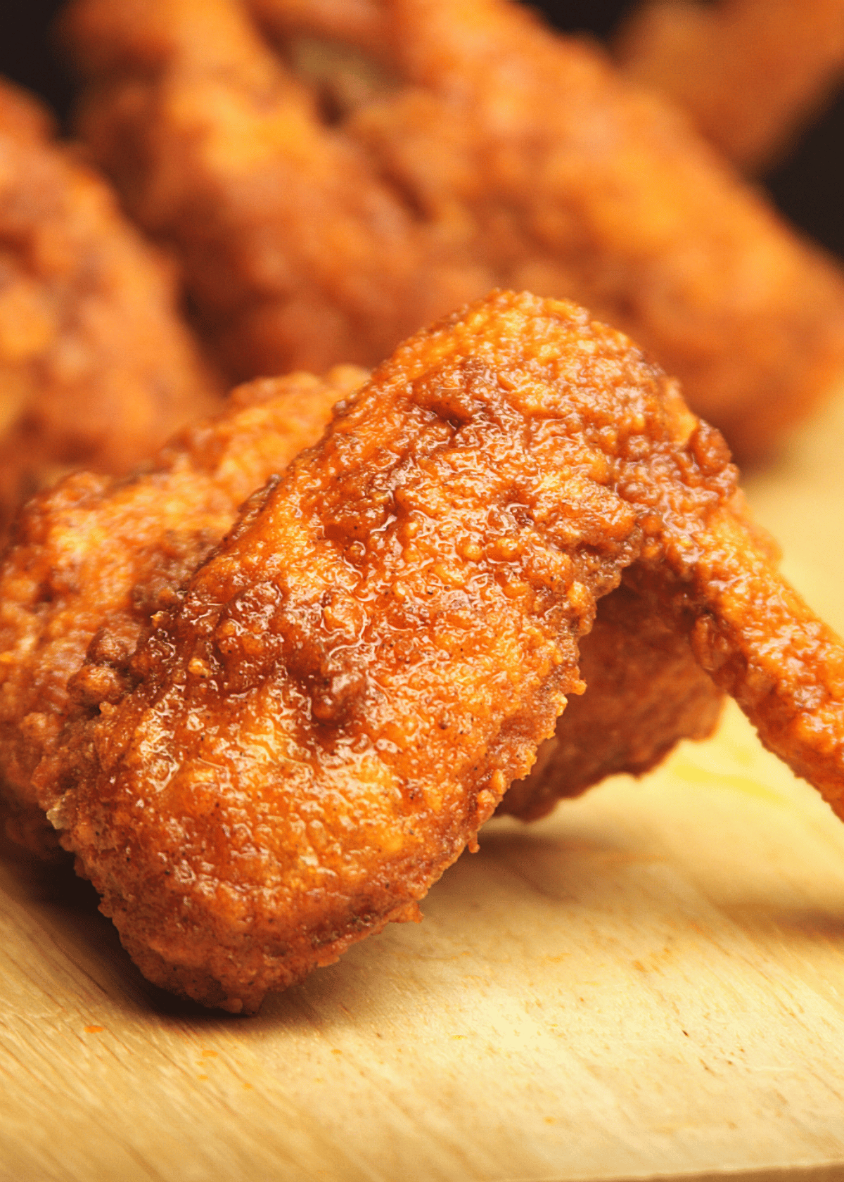 What's the Best Oil to Fry Chicken Wings?